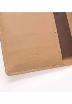 Pre-loved LOUIS VUITTON Agenda PM monogram patent leather Light brown notebook cover Genuine Leather Beige -Louis Vuitton Shop louis vuitton 4935 6468736 4