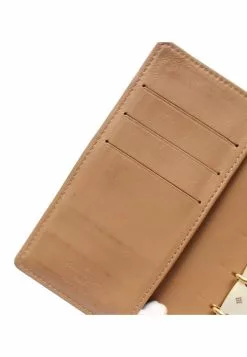 Pre-loved LOUIS VUITTON Agenda PM monogram patent leather Light brown notebook cover Genuine Leather Beige -Louis Vuitton Shop louis vuitton 4936 6468736 7