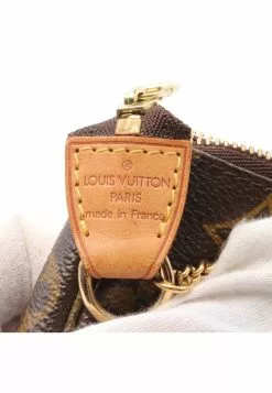 Pre-loved LOUIS VUITTON T&B Mini Pochette Accessoires Classic Monogram Chain Handbag PVC Genuine Leather Brown -Louis Vuitton Shop louis vuitton 5184 6813936 4