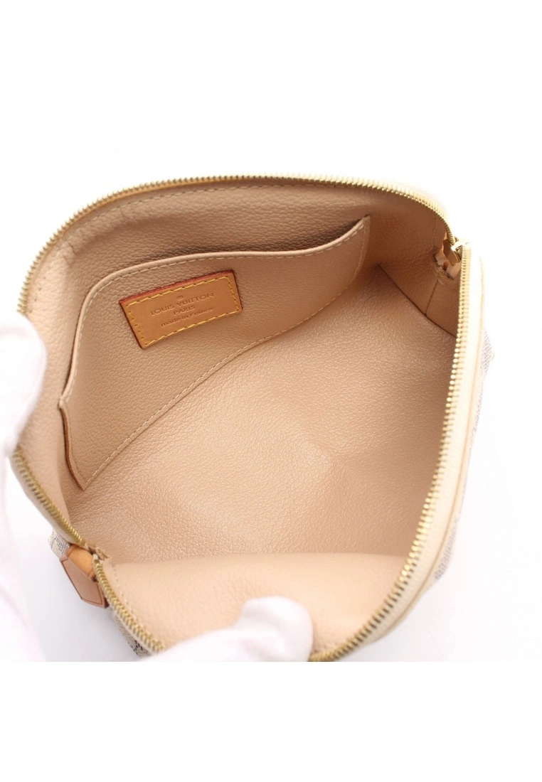 Pre-loved LOUIS VUITTON Pochette Cosmetic Pouch white checkered Small Pocket PVC Genuine Leather white 5 Pre-loved LOUIS VUITTON Pochette Cosmetic Pouch white checkered Small Pocket PVC Genuine Leather white - Image 3