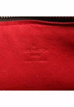 Pre-loved LOUIS VUITTON Highbury Black checkerboard grid Shoulder Bag PVC Genuine Leather Brown 13 Pre-loved LOUIS VUITTON Highbury Black checkerboard grid Shoulder Bag PVC Genuine Leather Brown -Louis Vuitton Shop louis vuitton 5230 2653936 4