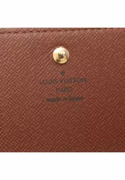 Pre-loved LOUIS VUITTON Porte-monnaie billet Terosr Classic Monogram Bi-fold Wallet PVC Genuine Leather Brown 13 Pre-loved LOUIS VUITTON Porte-monnaie billet Terosr Classic Monogram Bi-fold Wallet PVC Genuine Leather Brown -Louis Vuitton Shop louis vuitton 5237 1376936 4