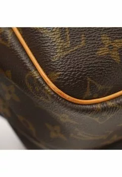 Pre-loved LOUIS VUITTON Reporter GM Classic Monogram Shoulder Bag PVC Genuine Leather Brown -Louis Vuitton Shop louis vuitton 5238 5504936 5