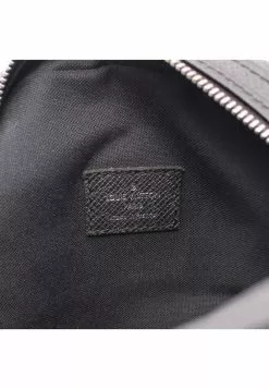 Pre-loved LOUIS VUITTON Dimitri Fine grain dark grey Genuine Leather Shoulder Bag Black -Louis Vuitton Shop louis vuitton 5244 0376936 4