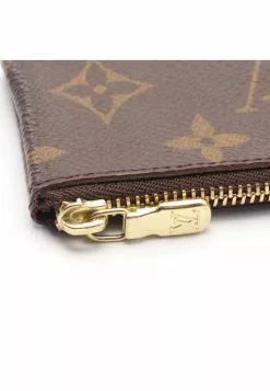 Pre-loved LOUIS VUITTON Pochette Cle Classic Monogram Coin Pouch PVC Brown With Key Ring -Louis Vuitton Shop louis vuitton 5259 5496936 6