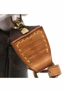 Pre-loved LOUIS VUITTON Pochette Accessoires Classic Monogram Handbag PVC Genuine Leather Brown -Louis Vuitton Shop louis vuitton 5324 5407936 4