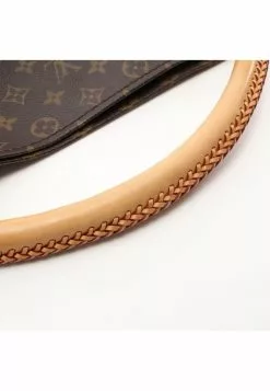 Pre-loved LOUIS VUITTON Artsy MM Classic Monogram Shoulder Bag PVC Genuine Leather Brown -Louis Vuitton Shop louis vuitton 5328 3907936 7