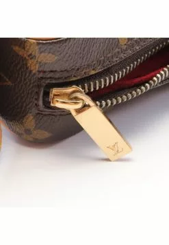 Pre-loved LOUIS VUITTON Croissant MM Classic Monogram Shoulder Bag PVC Genuine Leather Brown -Louis Vuitton Shop louis vuitton 5342 0907936 7