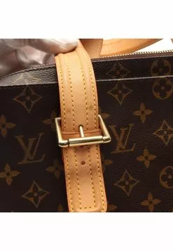 Pre-loved LOUIS VUITTON Multiple cite Classic Monogram Handbag PVC Genuine Leather Brown 17 Pre-loved LOUIS VUITTON Multiple cite Classic Monogram Handbag PVC Genuine Leather Brown -Louis Vuitton Shop louis vuitton 5386 0917936 8