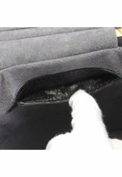 Pre-loved LOUIS VUITTON Cannes Waved Pattern Handbag Toiletry Bag Genuine Leather Black 14 Pre-loved LOUIS VUITTON Cannes Waved Pattern Handbag Toiletry Bag Genuine Leather Black -Louis Vuitton Shop louis vuitton 5390 0517936 5