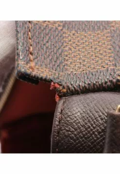 Pre-loved LOUIS VUITTON Trousse Make Up Black Checkered Handbag PVC Genuine Leather Brown -Louis Vuitton Shop louis vuitton 6172 3729436 5