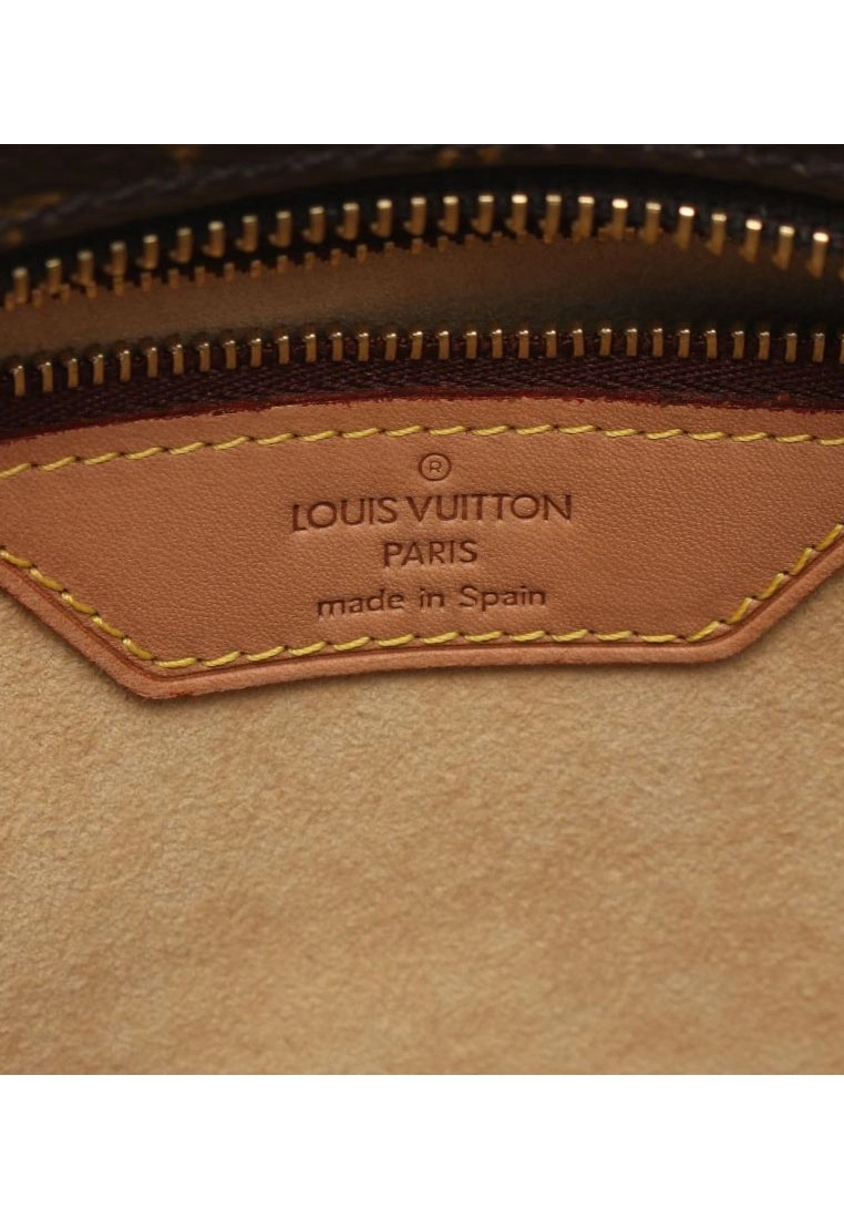 Pre-loved LOUIS VUITTON Luco Classic Monogram Shoulder Bag Tote Bag PVC Genuine Leather Brown 6 Pre-loved LOUIS VUITTON Luco Classic Monogram Shoulder Bag Tote Bag PVC Genuine Leather Brown - Image 4