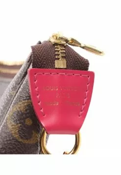 Pre-loved LOUIS VUITTON Mini Pochette Accessoires vivienne holiday Small Pocket PVC Genuine Leather Brown pink purple multi 11 Pre-loved LOUIS VUITTON Mini Pochette Accessoires vivienne holiday Small Pocket PVC Genuine Leather Brown pink purple multi -Louis Vuitton Shop louis vuitton 6298 1329436 4