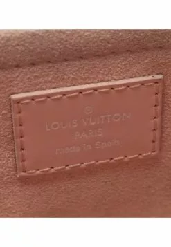 Pre-loved LOUIS VUITTON Saint Michel Classic Monogram Waved Pattern ballet pink Shoulder Bag PVC Genuine Leather Brown Light Pink -Louis Vuitton Shop louis vuitton 6360 0529436 4