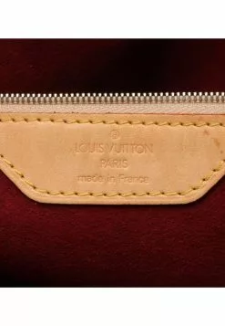 Pre-loved LOUIS VUITTON Aurelia MM Classic Monogram multi white Shoulder Bag Tote Bag PVC Genuine Leather white 13 Pre-loved LOUIS VUITTON Aurelia MM Classic Monogram multi white Shoulder Bag Tote Bag PVC Genuine Leather white -Louis Vuitton Shop louis vuitton 6387 3029436 4