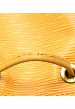 Pre-loved LOUIS VUITTON Noe Waved Pattern Yellow Genuine Leather Shoulder Bag hyellow -Louis Vuitton Shop louis vuitton 6457 4819436 7