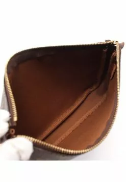 Pre-loved LOUIS VUITTON Pochette Accessoires Classic Monogram Handbag PVC Genuine Leather Brown 10 Pre-loved LOUIS VUITTON Pochette Accessoires Classic Monogram Handbag PVC Genuine Leather Brown -Louis Vuitton Shop louis vuitton 6951 3881636 3