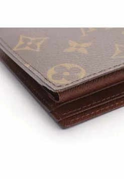 Pre-loved LOUIS VUITTON Portefeuille Marco Classic Monogram Bi-fold Wallet PVC Brown 13 Pre-loved LOUIS VUITTON Portefeuille Marco Classic Monogram Bi-fold Wallet PVC Brown -Louis Vuitton Shop louis vuitton 7119 2483146 6