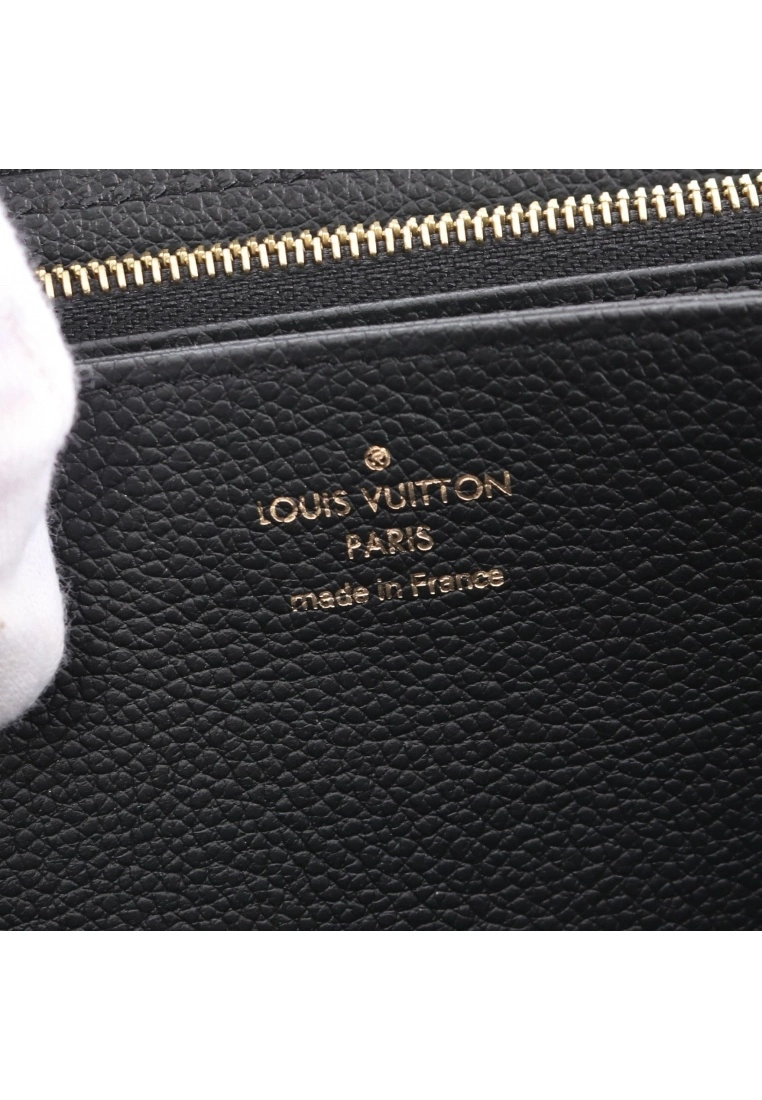 Pre-loved LOUIS VUITTON Classic Monogram empreinte embossed Black Rounded corner zipper long Genuine Leather Wallet Black 6 Pre-loved LOUIS VUITTON Classic Monogram empreinte embossed Black Rounded corner zipper long Genuine Leather Wallet Black - Image 4