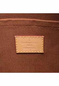 Pre-loved Odeon PM Classic Monogram Shoulder Bag PVC Genuine Leather Brown LOUIS VUITTON 13 Pre-loved Odeon PM Classic Monogram Shoulder Bag PVC Genuine Leather Brown LOUIS VUITTON -Louis Vuitton Shop louis vuitton 7221 7759146 4