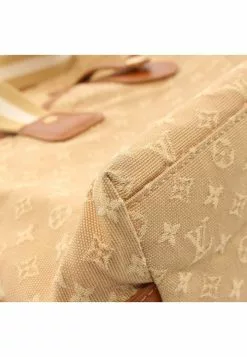 Pre-loved Cabas Mary Kate Classic Monogram Mini Canvas Shoulder Bag Genuine Leather Beige Light Brown white LOUIS VUITTON 15 Pre-loved Cabas Mary Kate Classic Monogram Mini Canvas Shoulder Bag Genuine Leather Beige Light Brown white LOUIS VUITTON -Louis Vuitton Shop louis vuitton 7252 7469146 7