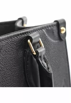 Pre-loved OnTheGo PM Classic Monogram empreinte embossed Black Genuine Leather Handbag Black 2 Way Style LOUIS VUITTON 16 Pre-loved OnTheGo PM Classic Monogram empreinte embossed Black Genuine Leather Handbag Black 2 Way Style LOUIS VUITTON -Louis Vuitton Shop louis vuitton 7326 9062146 7