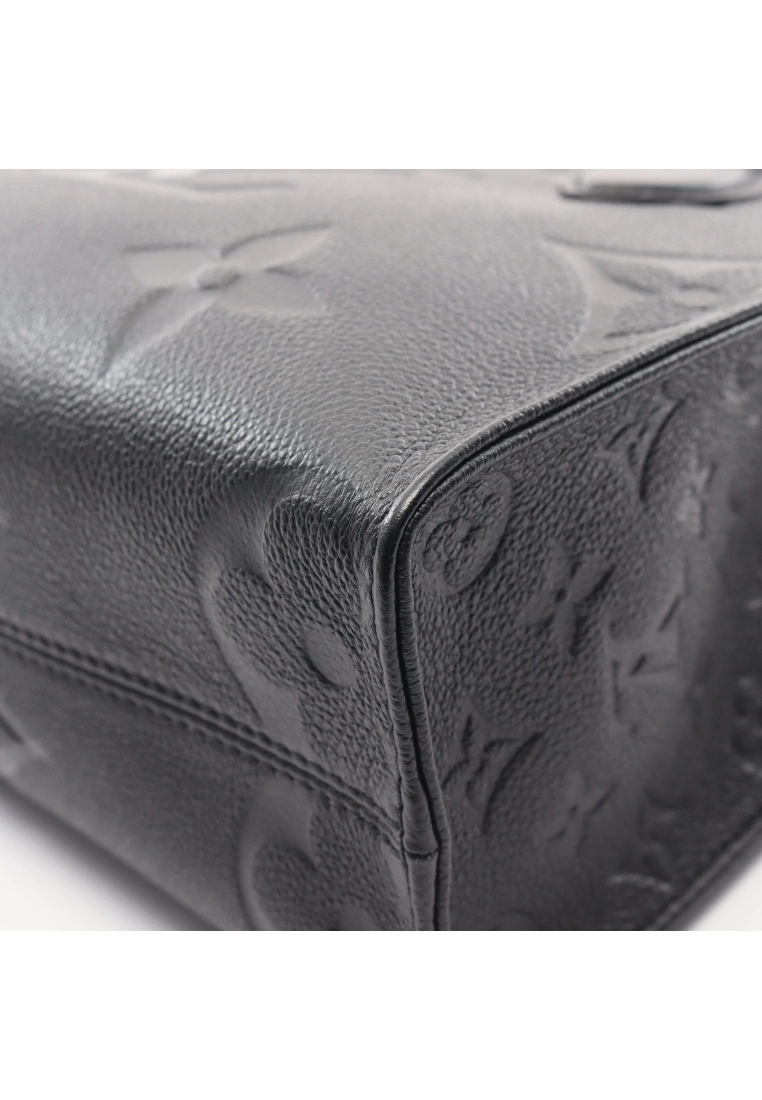 Pre-loved OnTheGo PM Classic Monogram empreinte embossed Black Genuine Leather Handbag Black 2 Way Style LOUIS VUITTON 10 Pre-loved OnTheGo PM Classic Monogram empreinte embossed Black Genuine Leather Handbag Black 2 Way Style LOUIS VUITTON - Image 8