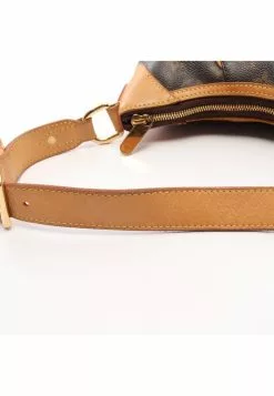 Pre-loved Thames PM Classic Monogram Shoulder Bag PVC Genuine Leather Brown LOUIS VUITTON -Louis Vuitton Shop louis vuitton 7333 4162146 3