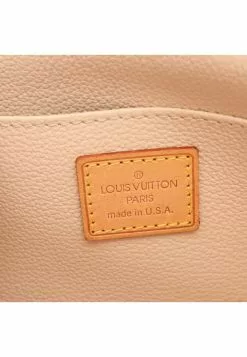 Pre-loved Pochette Cosmetic Pouch Classic Monogram PVC Genuine Leather Brown LOUIS VUITTON -Louis Vuitton Shop louis vuitton 7350 6362146 7