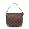 Pre-loved Trousse Make Up Black checkerboard grid Handbag PVC Genuine Leather Brown LOUIS VUITTON 1 Pre-loved Trousse Make Up Black checkerboard grid Handbag PVC Genuine Leather Brown LOUIS VUITTON -Louis Vuitton Shop louis vuitton 7368 4562146 1