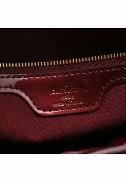 Pre-loved Wilshire PM Classic Monogram Patent leather dark purple red Genuine Leather Handbag dark purple LOUIS VUITTON -Louis Vuitton Shop louis vuitton 7373 6862146 2