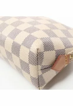 Pre-loved Pochette Cosmetic Pouch white checkered Small Pocket PVC Genuine Leather white LOUIS VUITTON -Louis Vuitton Shop louis vuitton 7400 2562146 4