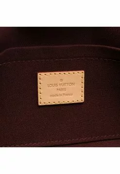 Pre-loved LOUIS VUITTON Favorite MM Classic Monogram Chain Handbag PVC Genuine Leather Brown 2 Way Style 9 Pre-loved LOUIS VUITTON Favorite MM Classic Monogram Chain Handbag PVC Genuine Leather Brown 2 Way Style -Louis Vuitton Shop louis vuitton 7427 9153146 4