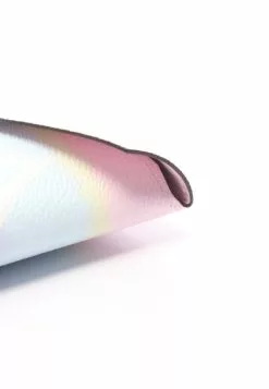 Pre-loved LOUIS VUITTON Escale Pochette Kirigami Classic Monogram clutch PVC Light Pink multi 10 Pre-loved LOUIS VUITTON Escale Pochette Kirigami Classic Monogram clutch PVC Light Pink multi -Louis Vuitton Shop louis vuitton 7428 9453146 4