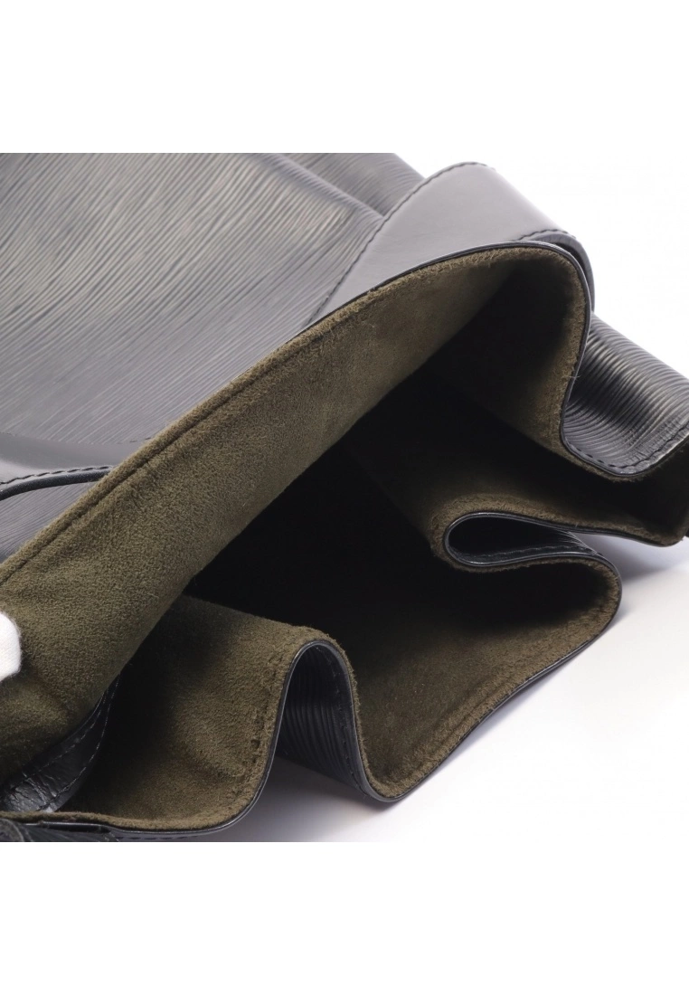 Pre-loved LOUIS VUITTON Sac de Paul GM Waved Pattern Genuine Leather Shoulder Bag Black 6 Pre-loved LOUIS VUITTON Sac de Paul GM Waved Pattern Genuine Leather Shoulder Bag Black - Image 4