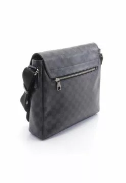 Pre-loved LOUIS VUITTON District MM Ink and black checkerboard grid Shoulder Bag PVC Genuine Leather Black -Louis Vuitton Shop louis vuitton 7470 5953146 8