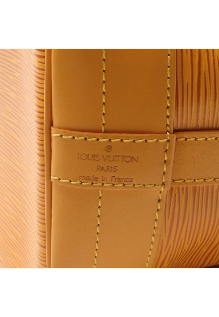 Pre-loved LOUIS VUITTON Noe Waved Pattern Yellow Genuine Leather Shoulder Bag hyellow 10 Pre-loved LOUIS VUITTON Noe Waved Pattern Yellow Genuine Leather Shoulder Bag hyellow - Image 8