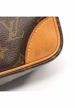 Pre-loved LOUIS VUITTON Trocadero27 Classic Monogram Shoulder Bag PVC Genuine Leather Brown 15 Pre-loved LOUIS VUITTON Trocadero27 Classic Monogram Shoulder Bag PVC Genuine Leather Brown -Louis Vuitton Shop louis vuitton 7488 6563146 7