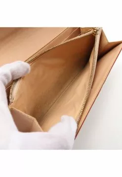 Pre-loved LOUIS VUITTON Portefeuille Sarah Classic Monogram multi white Bi-fold Continental Wallet PVC white 14 Pre-loved LOUIS VUITTON Portefeuille Sarah Classic Monogram multi white Bi-fold Continental Wallet PVC white -Louis Vuitton Shop louis vuitton 7496 1663146 5