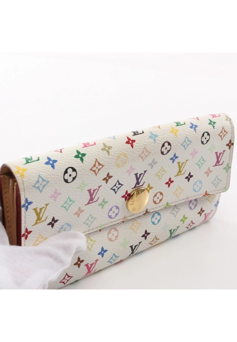 Pre-loved LOUIS VUITTON Portefeuille Sarah Classic Monogram multi white Bi-fold Continental Wallet PVC white 9 Pre-loved LOUIS VUITTON Portefeuille Sarah Classic Monogram multi white Bi-fold Continental Wallet PVC white - Image 7