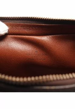 Pre-loved LOUIS VUITTON marly Bandouliere Horizontal Classic Monogram Shoulder Bag PVC Genuine Leather Brown 14 Pre-loved LOUIS VUITTON marly Bandouliere Horizontal Classic Monogram Shoulder Bag PVC Genuine Leather Brown -Louis Vuitton Shop louis vuitton 7500 6663146 5