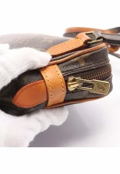 Pre-loved LOUIS VUITTON marly Bandouliere Horizontal Classic Monogram Shoulder Bag PVC Genuine Leather Brown 15 Pre-loved LOUIS VUITTON marly Bandouliere Horizontal Classic Monogram Shoulder Bag PVC Genuine Leather Brown -Louis Vuitton Shop louis vuitton 7500 6663146 6