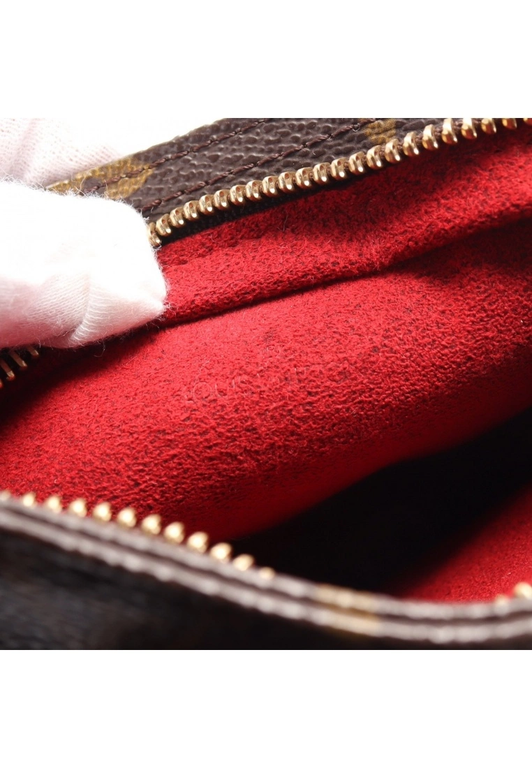 Pre-loved LOUIS VUITTON Partition Classic Monogram Small Pocket PVC Genuine Leather Brown 4 Pre-loved LOUIS VUITTON Partition Classic Monogram Small Pocket PVC Genuine Leather Brown - Image 2