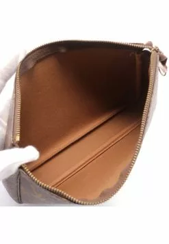 Pre-loved Pochette Accessoires Classic Monogram Handbag PVC Genuine Leather Brown With Extra Bag Strap LOUIS VUITTON -Louis Vuitton Shop louis vuitton 8016 1184046 3