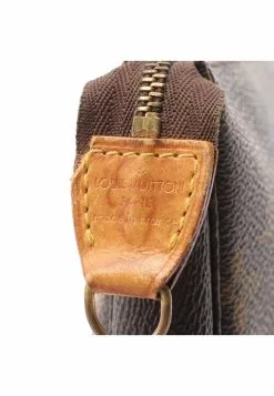 Pre-loved Pochette Accessoires Classic Monogram Handbag PVC Genuine Leather Brown With Extra Bag Strap LOUIS VUITTON -Louis Vuitton Shop louis vuitton 8016 1184046 4