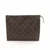 Pre-loved poche Toilette26 Classic Monogram clutch PVC Genuine Leather Brown LOUIS VUITTON 2 Pre-loved poche Toilette26 Classic Monogram clutch PVC Genuine Leather Brown LOUIS VUITTON -Louis Vuitton Shop louis vuitton 8033 7284046 1