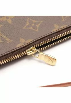 Pre-loved Pochette Accessoires Classic Monogram Handbag PVC Genuine Leather Brown LOUIS VUITTON -Louis Vuitton Shop louis vuitton 8057 8084046 5