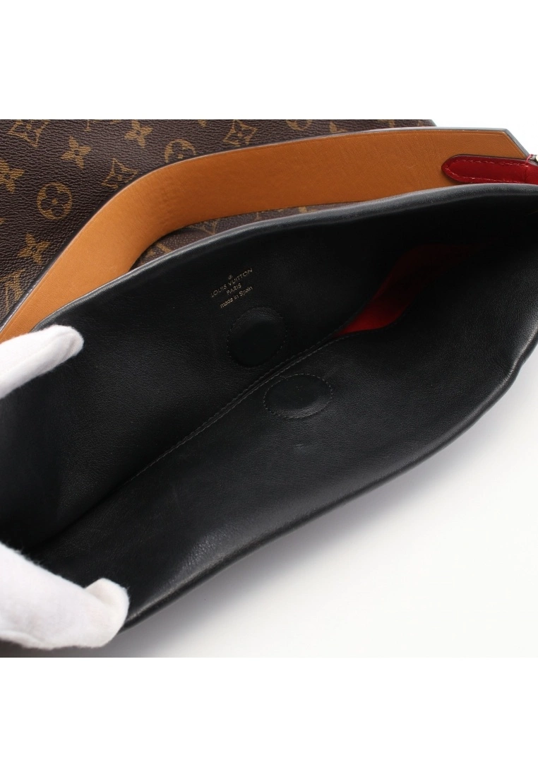 Pre-loved TuileriesHobo Classic Monogram Black Shoulder Bag PVC Genuine Leather Brown Black LOUIS VUITTON 5 Pre-loved TuileriesHobo Classic Monogram Black Shoulder Bag PVC Genuine Leather Brown Black LOUIS VUITTON - Image 3