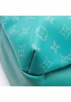 Pre-loved Discovery Taigarama Backpack PVC Genuine Leather Enamel green LOUIS VUITTON -Louis Vuitton Shop louis vuitton 8067 2494046 5