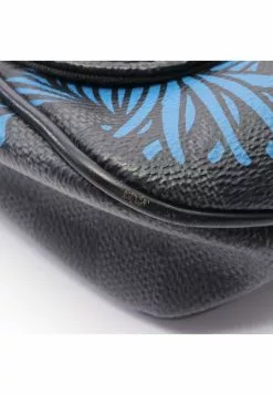 Pre-loved District PM Ink and black checkerboard grid Christopher Nemeth Shoulder Bag PVC Genuine Leather Black Blue LOUIS VUITTON 15 Pre-loved District PM Ink and black checkerboard grid Christopher Nemeth Shoulder Bag PVC Genuine Leather Black Blue LOUIS VUITTON -Louis Vuitton Shop louis vuitton 8071 3594046 7